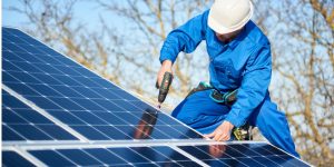 Installation Maintenance Panneaux Solaires Photovoltaïques à Le Chambon-Feugerolles